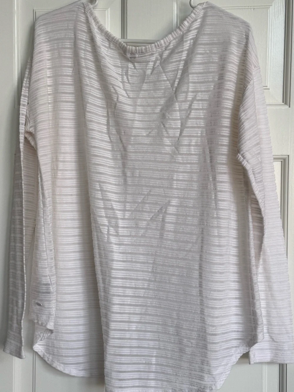 Guess White Textured Long-Sleeve Tee